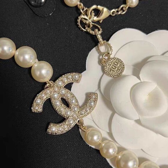 CLASSIC CHANEL 100TH ANNIVERSARY PEARL CLASSIC CC CHOKER NECKLACE Authentic - Picture 4 of 6